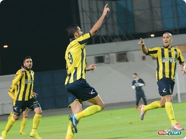 בן שמעון חוגג (ולדי מויסייב)